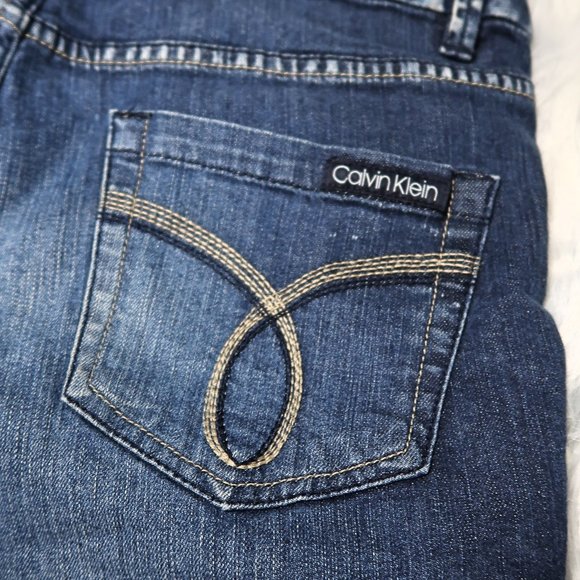 Calvin Klein Mid Rise Denim Shorts 28/6 - Picture 7 of 12